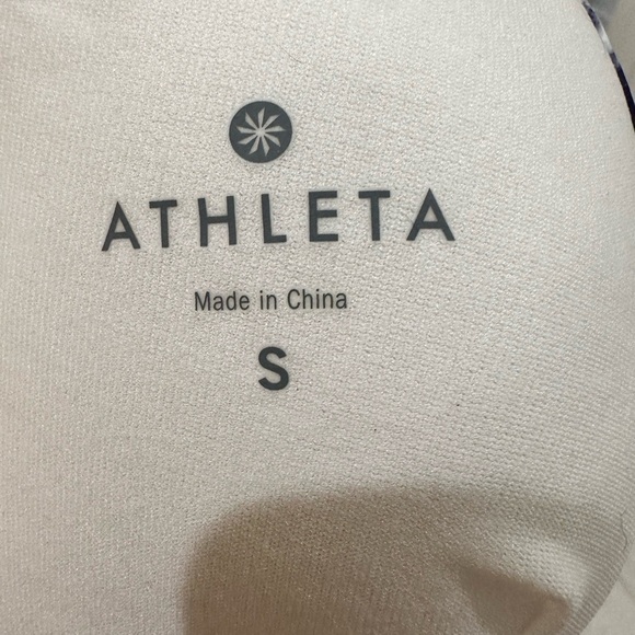 Athleta Wave Break Sz S Molded Cup Bikini Top Tie Dye Blue White Multiway Straps - Picture 6 of 9